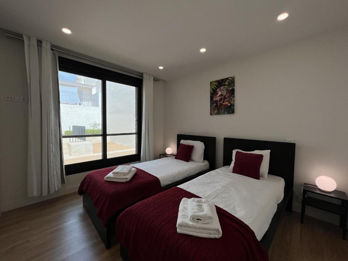 Faro Design 5 By Homing Apartment ภายนอก รูปภาพ